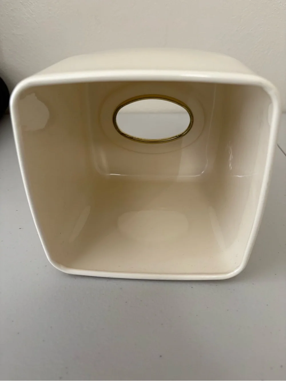 Cream Ceramic Tissue Box with Gold Trim - Home Bath